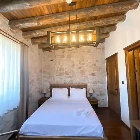 Leone Natural Hotel *